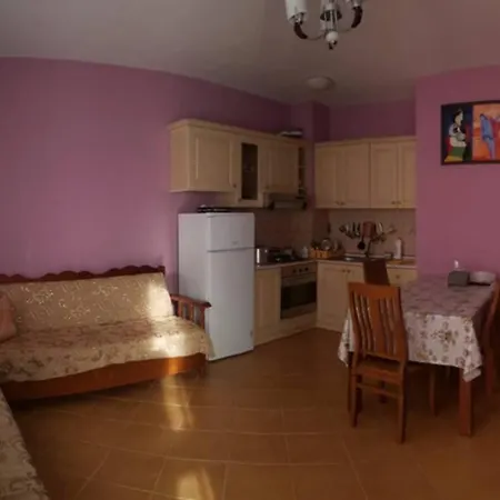 Daire Fun In The Sun Golem (Tirana)